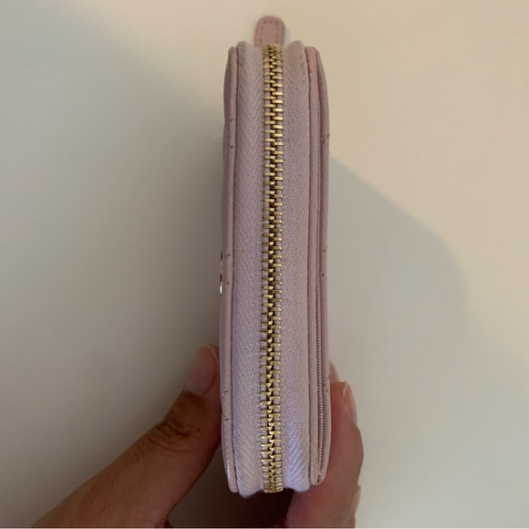 *PRICE FIRM* Authentic Chanel Classic Zip Coin Purse in Light Pink color - Picture 11 of 13